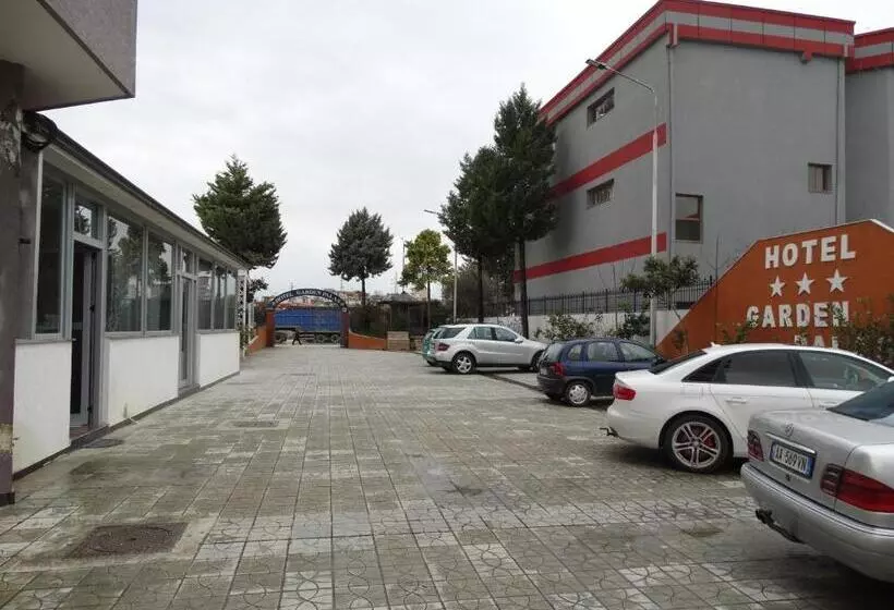 ホテル Garden Palase