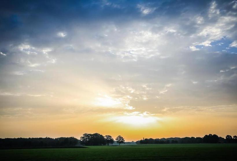 בית מלון כפרי Mössems