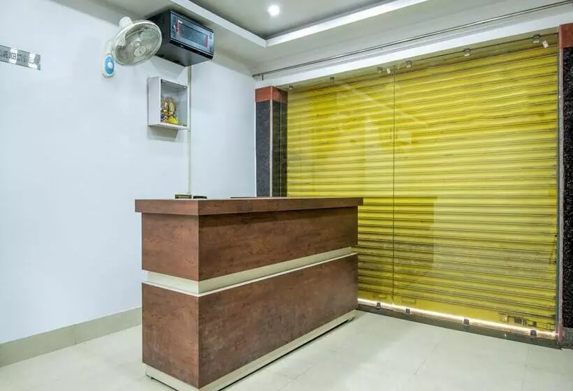 ホテル Oyo 24849 Madhuram Vihar