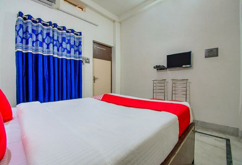 בית מלון כפרי Oyo 24849 Madhuram Vihar