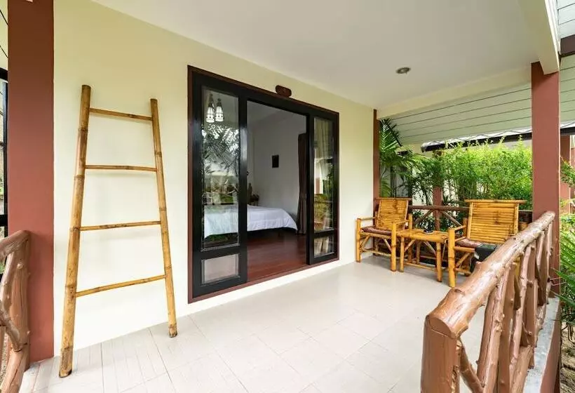 Hotelli Tropical Heavens Garden Samui