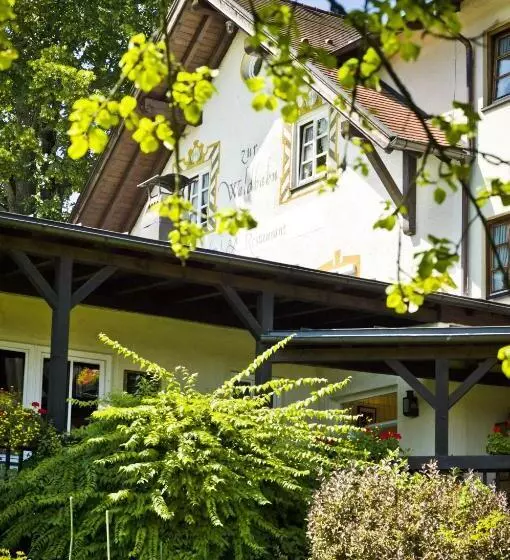 Hotelli Zur Waldbahn