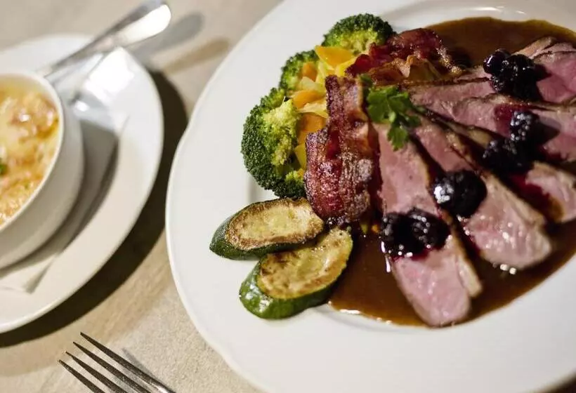 Hotelli Zur Waldbahn