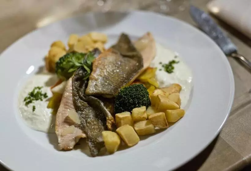 Hotelli Zur Waldbahn