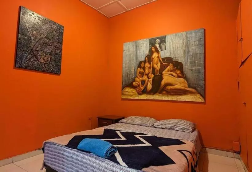 ペンション Lienzo Hostel And Mural Art Museum