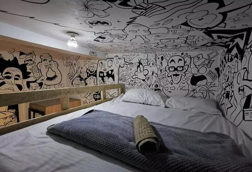 ペンション Lienzo Hostel And Mural Art Museum