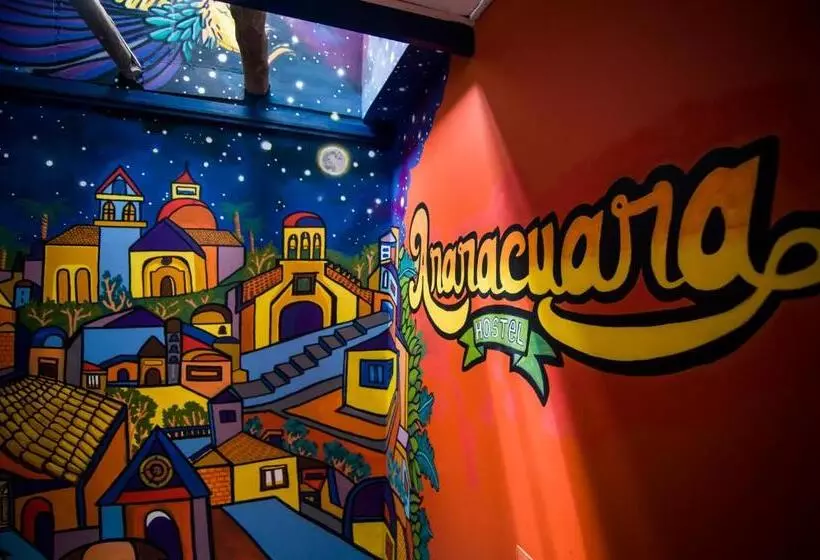 ペンション Lienzo Hostel And Mural Art Museum