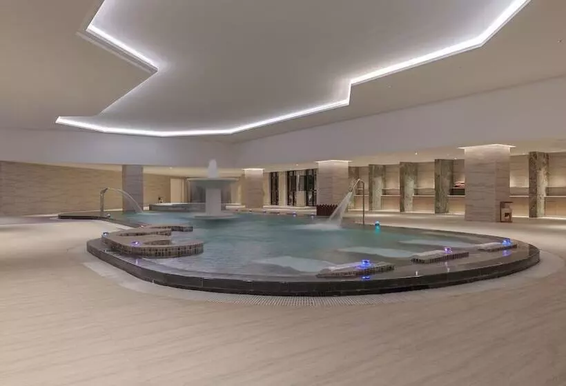 ホテル Holiday Inn Resort Qionghai Guantang, An Ihg