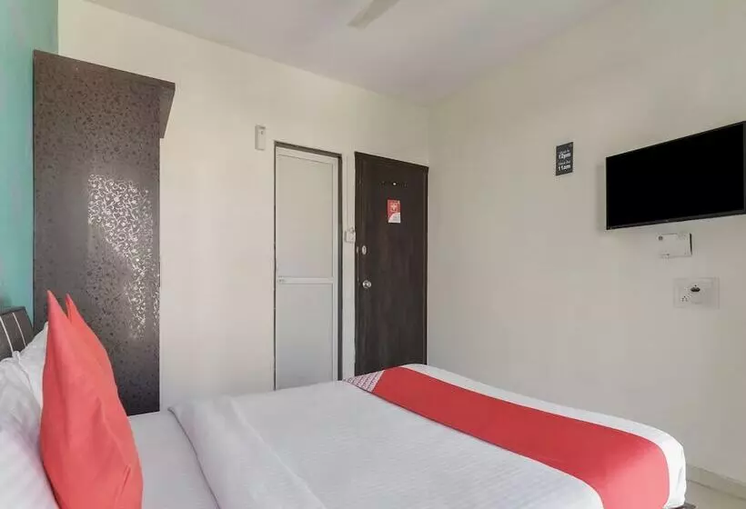 ホテル Oyo 22920 Executive Skyline Service Apartments