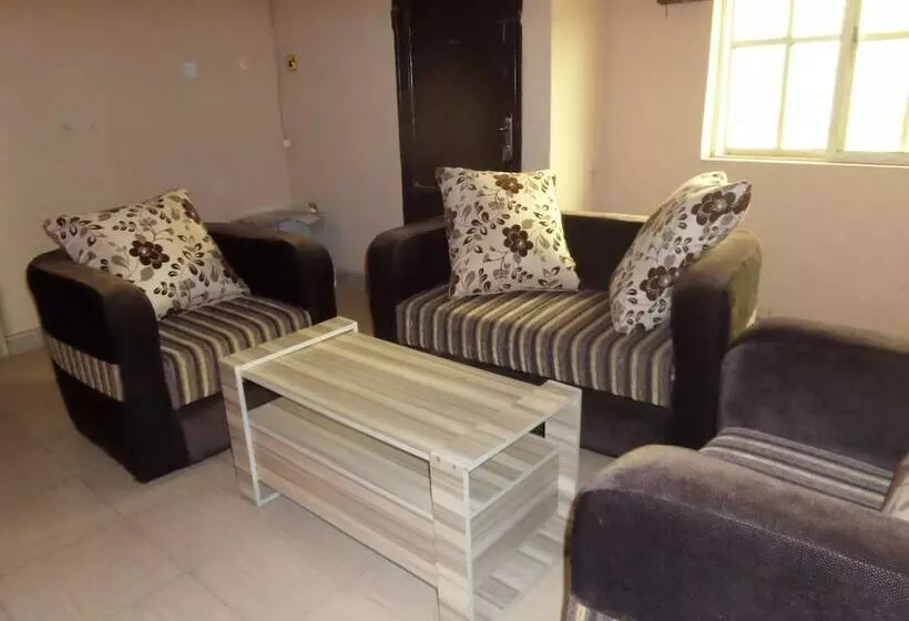 Turaki Palace Hotel Abeokuta