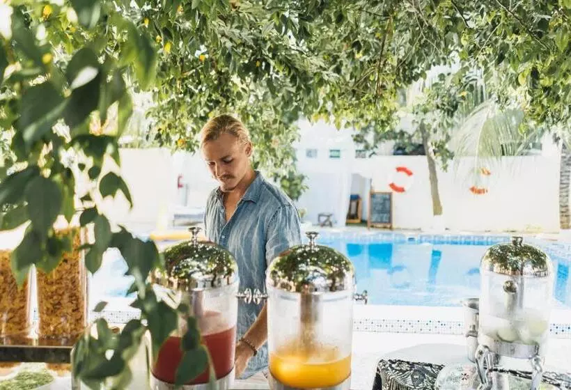 ホテル Antonio Garden