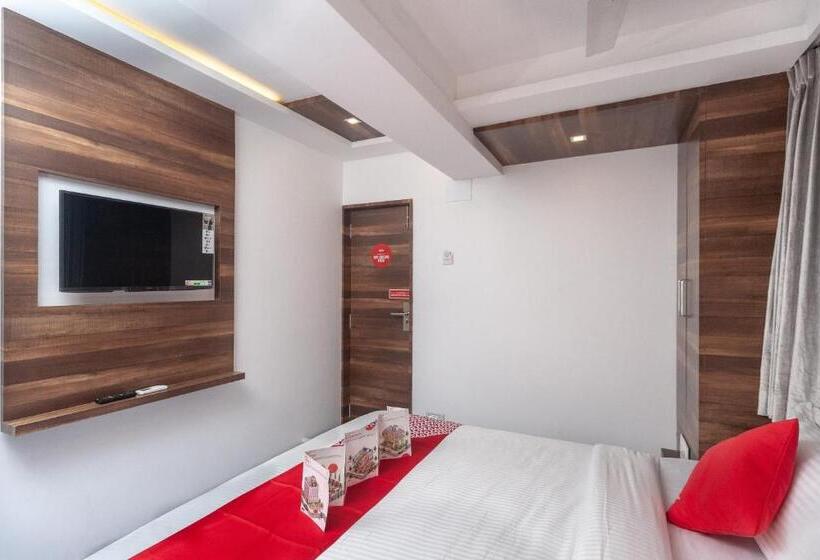 בית מלון כפרי Capital O 18946 Admire Suit Hospitality