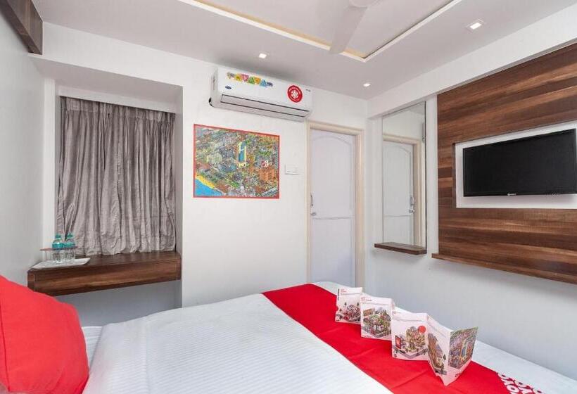 בית מלון כפרי Capital O 18946 Admire Suit Hospitality