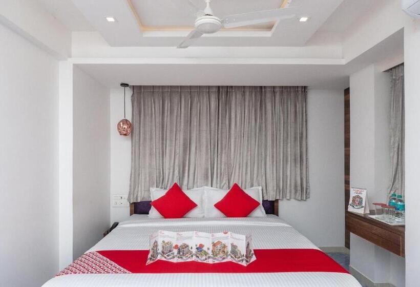 בית מלון כפרי Capital O 18946 Admire Suit Hospitality