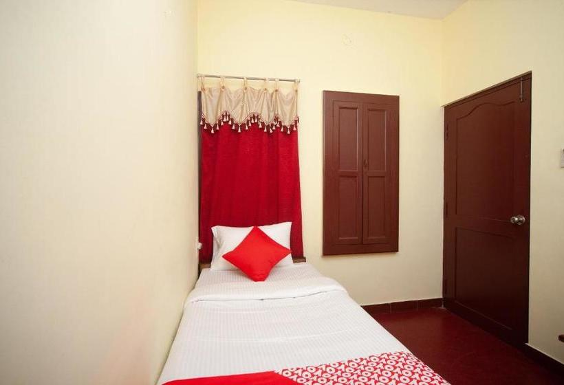 호텔 Oyo 26168 The Clock Tower