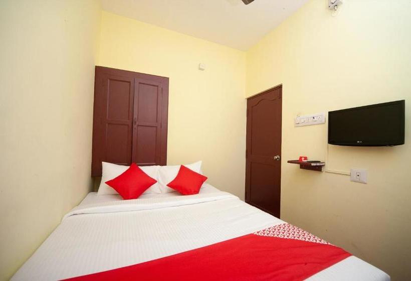 호텔 Oyo 26168 The Clock Tower