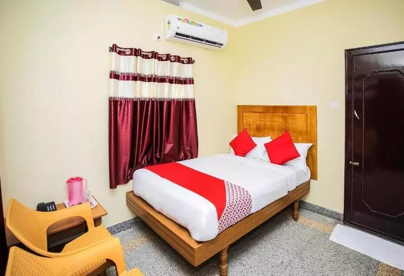 ホテル Oyo 26607 Sri Subbiah Inn