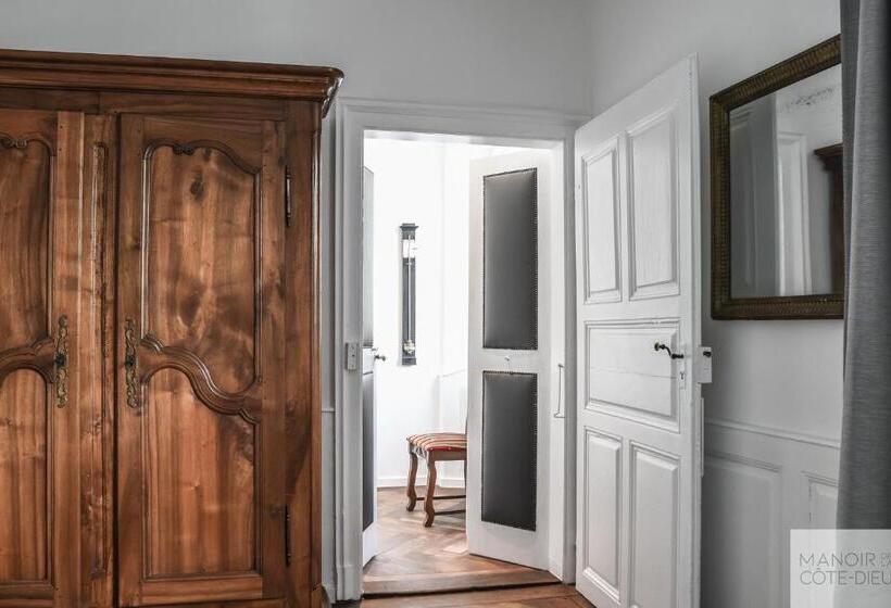 膳宿费 Manoir De La Côte Dieu