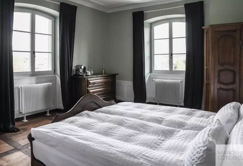 پانسیون Manoir De La Côte Dieu