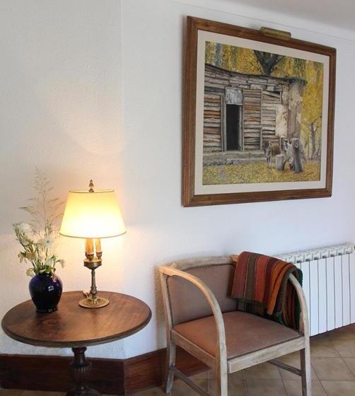 ユースホステル La Masia