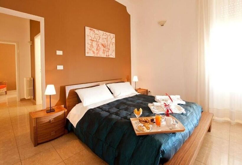 تختخواب و صبحانه Fourseasons