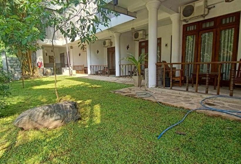 Nocleg ze śniadaniem French Garden Kandy