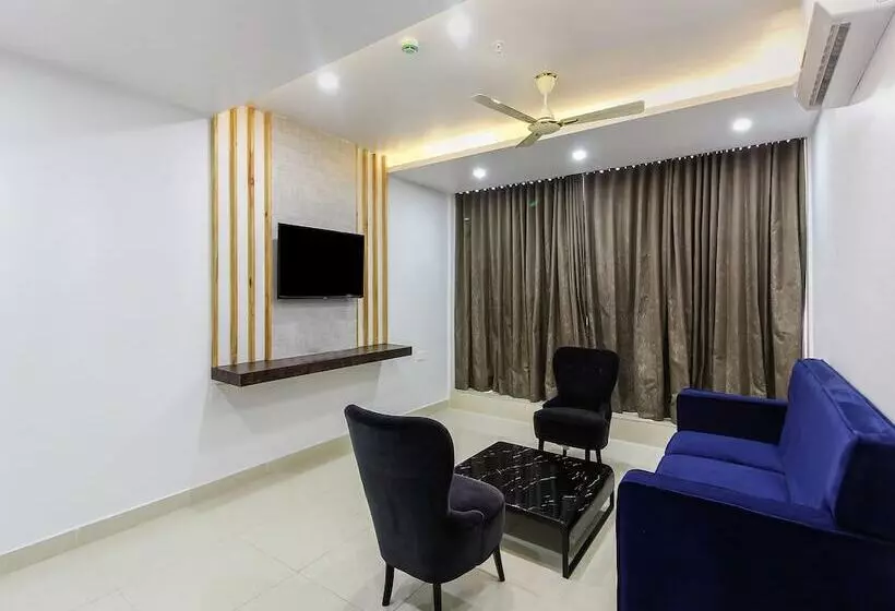 ホテル Super Capital O Hoysala Inn