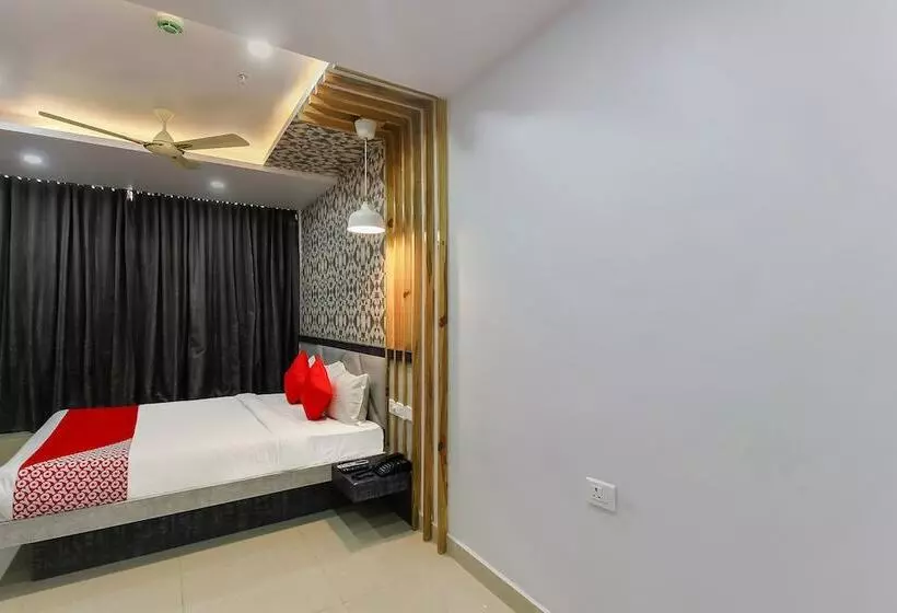 ホテル Super Capital O Hoysala Inn