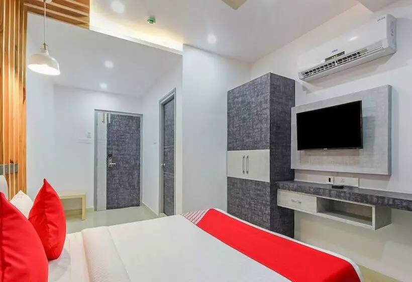 ホテル Super Capital O Hoysala Inn