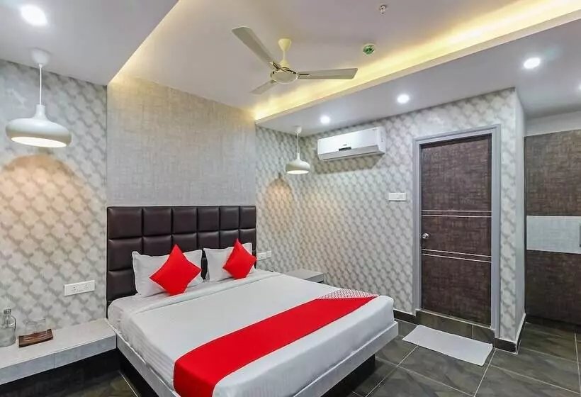 ホテル Super Capital O Hoysala Inn