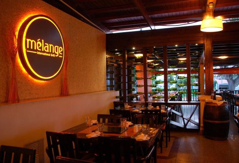 هتل Port De Plaisance Resort, Trademark Collection By Wyndham