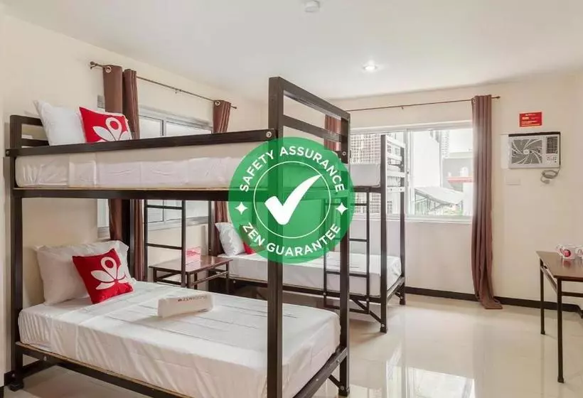 ホテル Zen Rooms 10th Ave Cubao