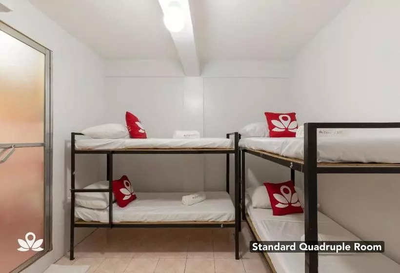 ホテル Zen Rooms 10th Ave Cubao