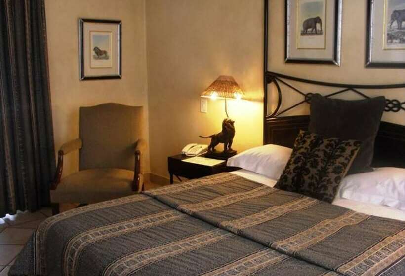 پانسیون Birdwood Boutique Estate