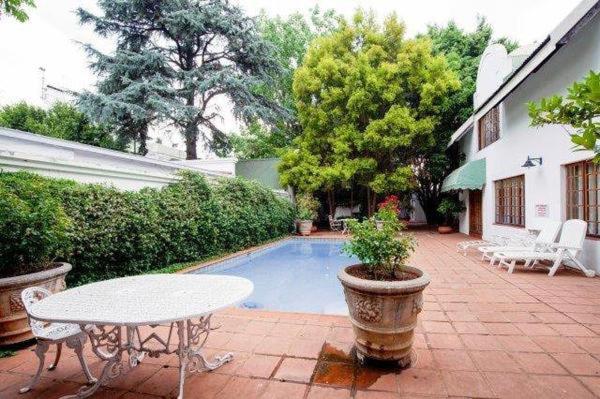 پانسیون Birdwood Boutique Estate