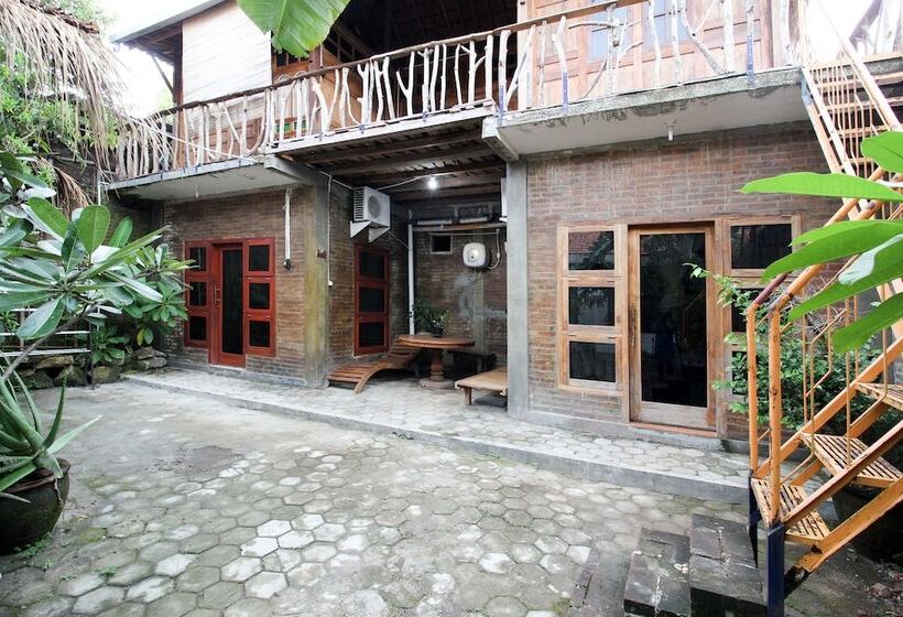 פנסיון Reddoorz Near Rumah Sakit Wirosaban