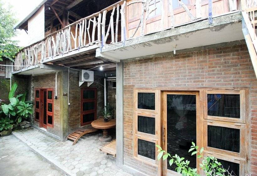 פנסיון Reddoorz Near Rumah Sakit Wirosaban