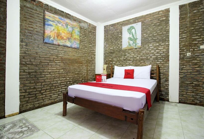 פנסיון Reddoorz Near Rumah Sakit Wirosaban