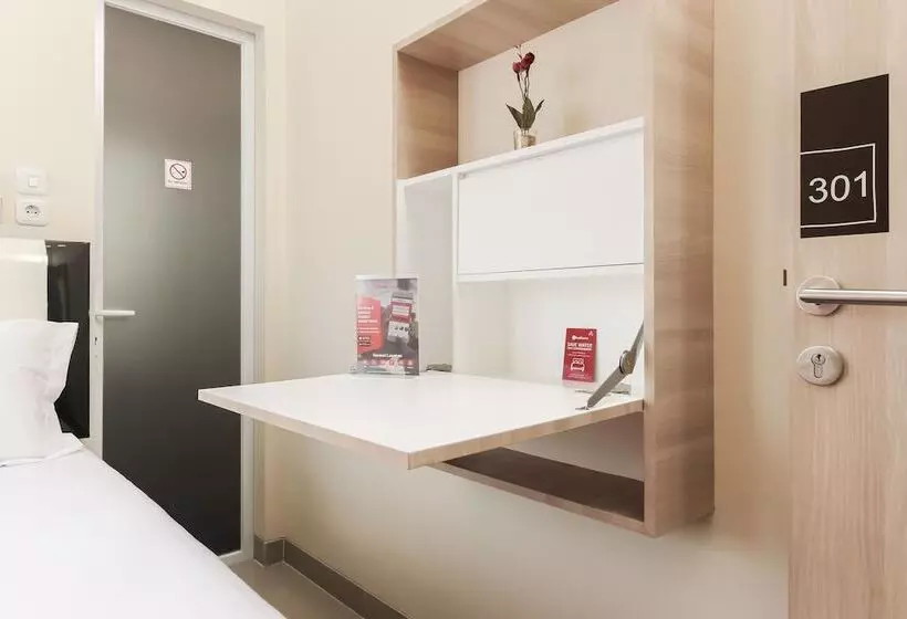 ペンション Reddoorz Near Soekarno Hatta Airport