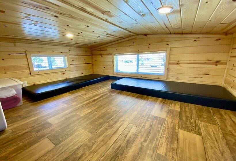 הוסטל Ouray Riverside Resort   Inn & Cabins