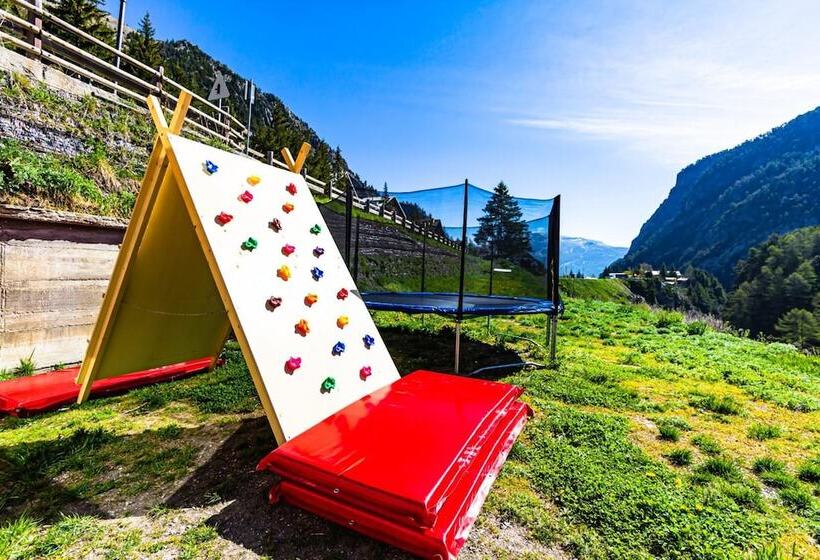 בית מלון כפרי Al Foiron