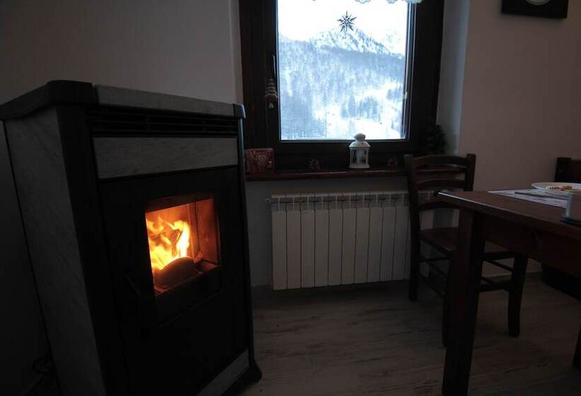 בית מלון כפרי Al Foiron