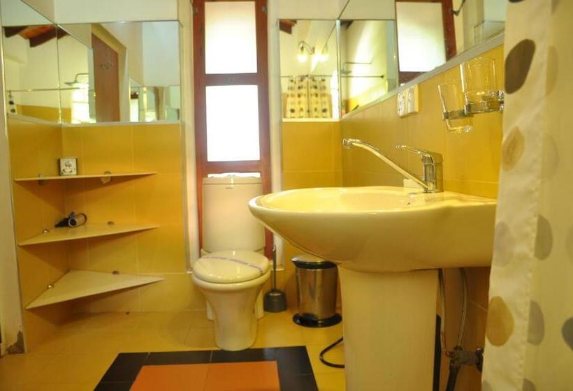 בית מלון כפרי Ayubowan Swiss Lanka Bungalow Resort