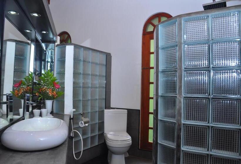 בית מלון כפרי Ayubowan Swiss Lanka Bungalow Resort