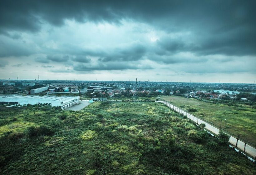 Hotel Collection O The Enviro Cikarang