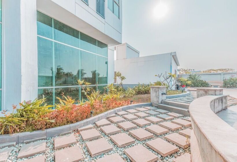 Hotel Collection O The Enviro Cikarang