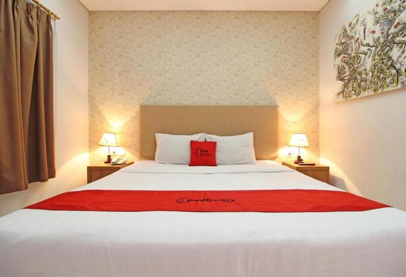 Szálloda Reddoorz Plus @ Jl Jendral Sudirman Sukoharjo