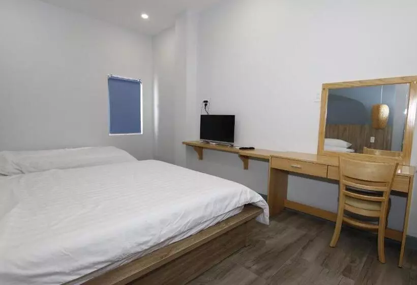 هاستل 5 Elements