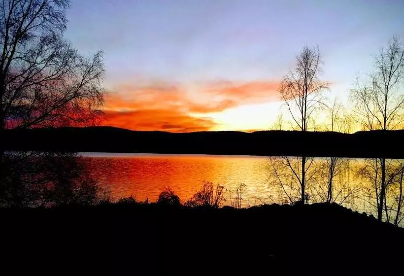 ベッドアンドブレックファースト Affären Må Bra