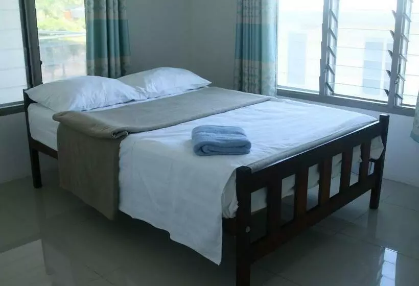تختخواب و صبحانه Fiji Home Apartment